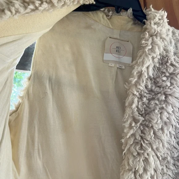 Anthropologie Fur Vest - Picture 9 of 12